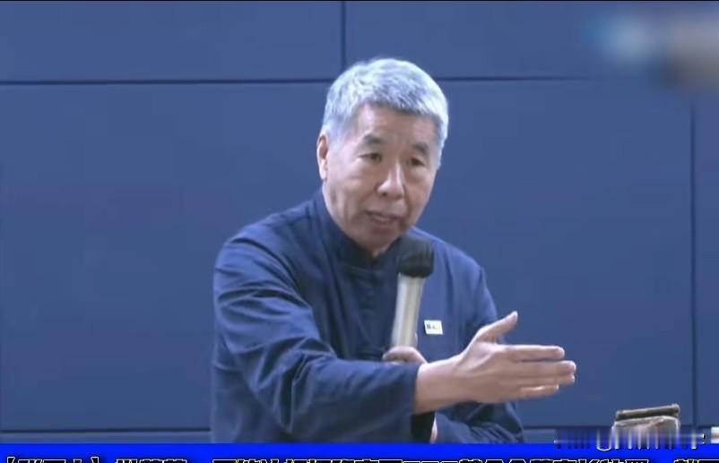 张亚中自从竞选国民党主席败给郑丽文后，很少在公众视野露面，不过今天的张亚中却暗批