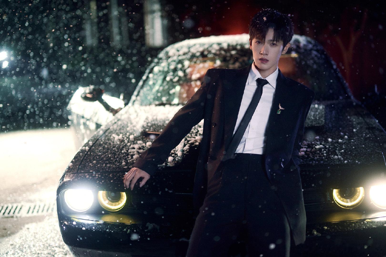 李昀锐粉丝踩点是尺子量的吧 恭喜粉丝在「年度剪刀手争霸赛」喜提亚军！她的角色混剪