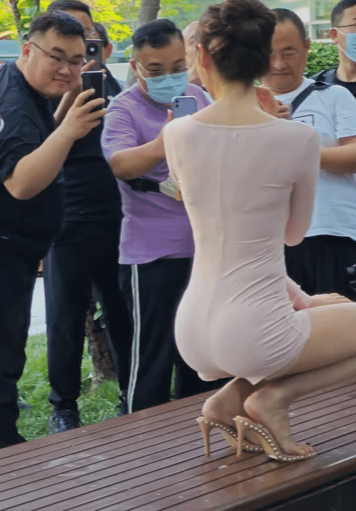 男人的快乐真的很简单[呲牙]