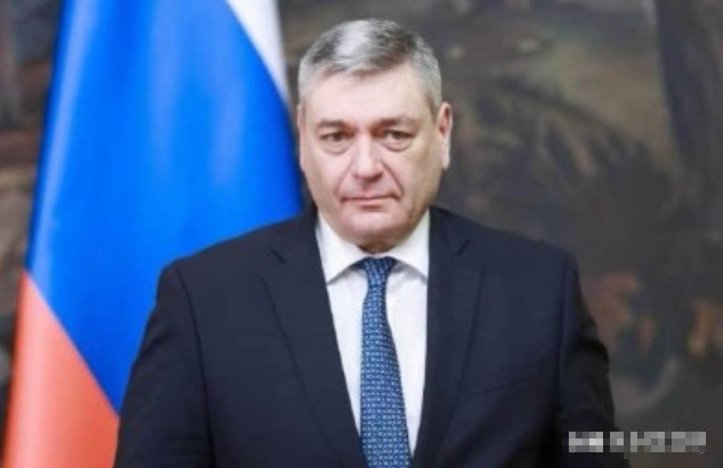 日本就等着哭吧！俄罗斯宣布：拒绝向日本供油！
 
俄罗斯给出的理由主要有两条：一