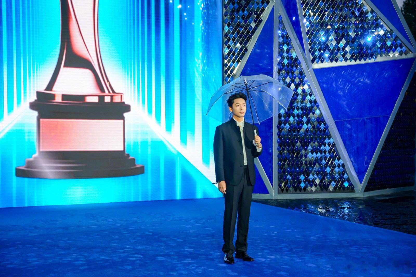 北影节红毯下车名场面 昨日北京国际电影节 开幕式举行，沈腾、张若昀、白客、檀健次