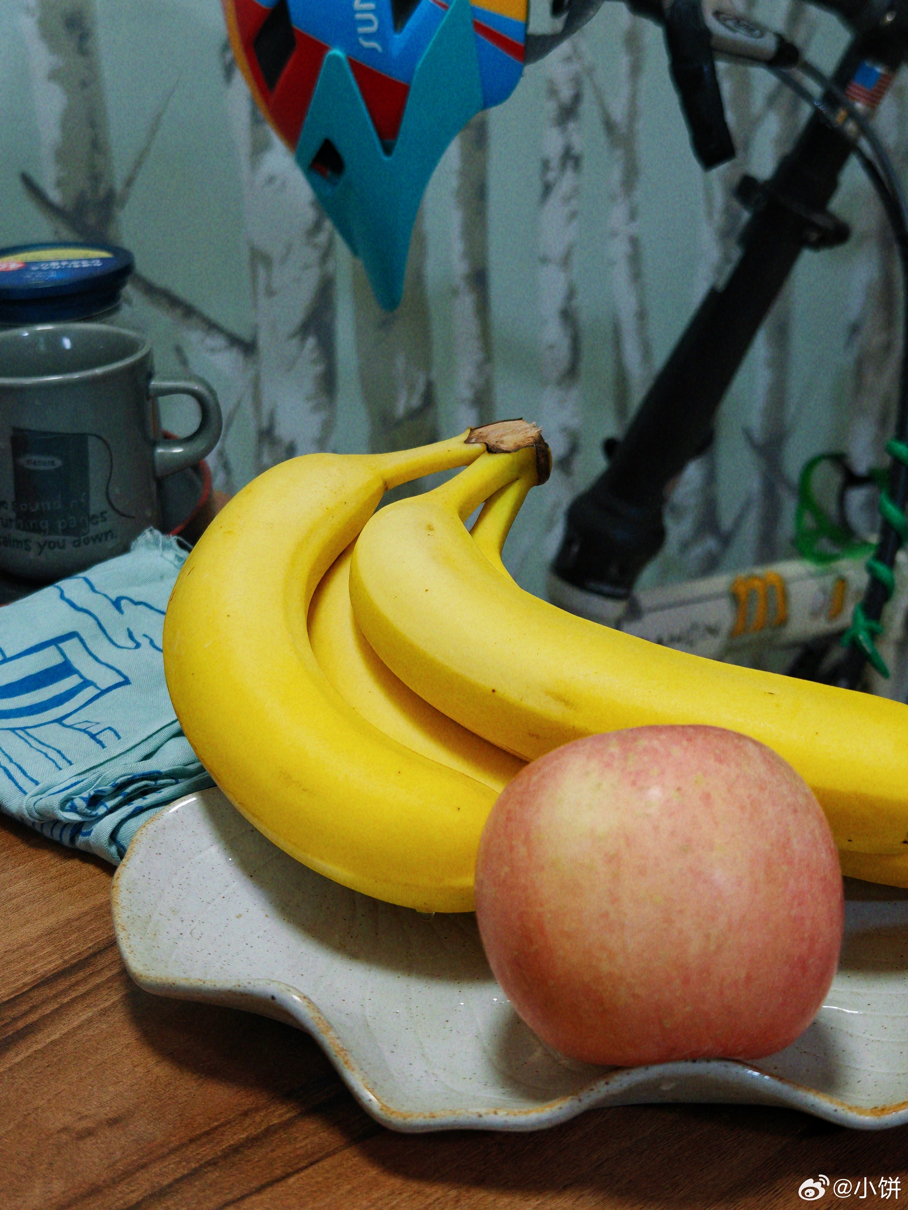 阴雨天 📒🍌 