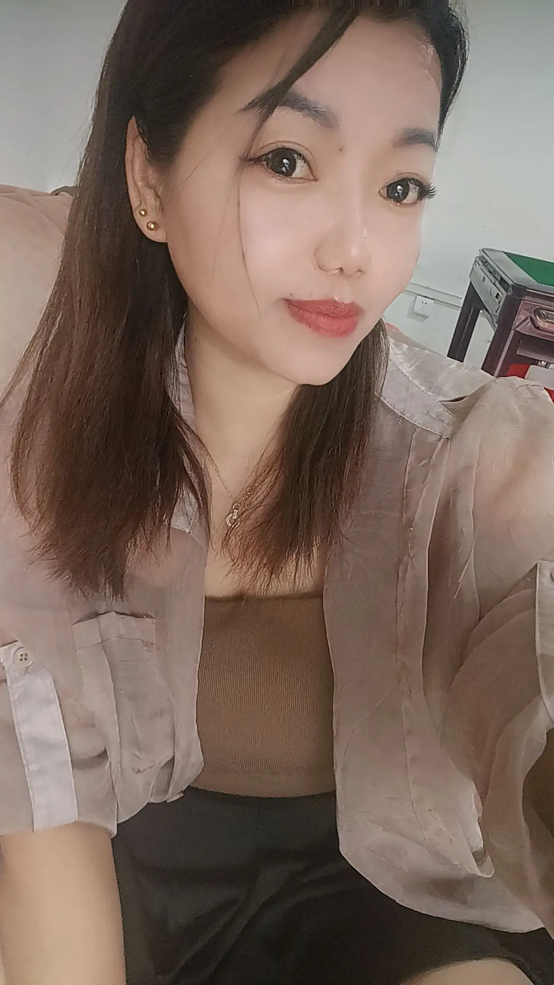 不回你消息很正常啊，又不是你给我买的手机。
