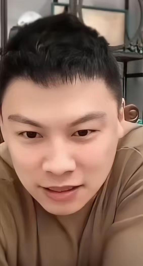 总有人爱乱带节奏，非要把顶尖运动员分出个高低，还说马龙是捧出来的、张继科才是拼出