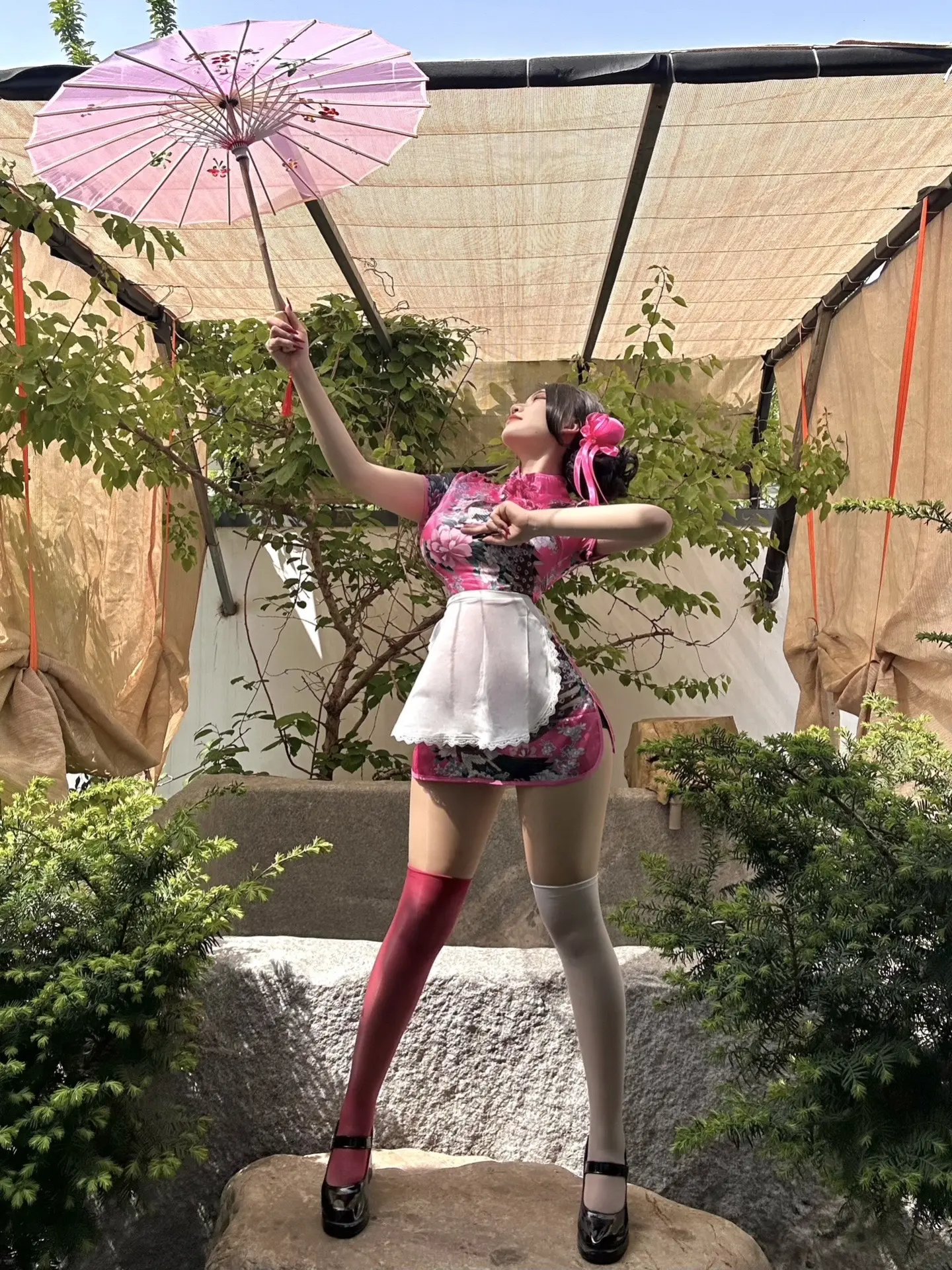 又看神仙转 看的痴头呆脑的