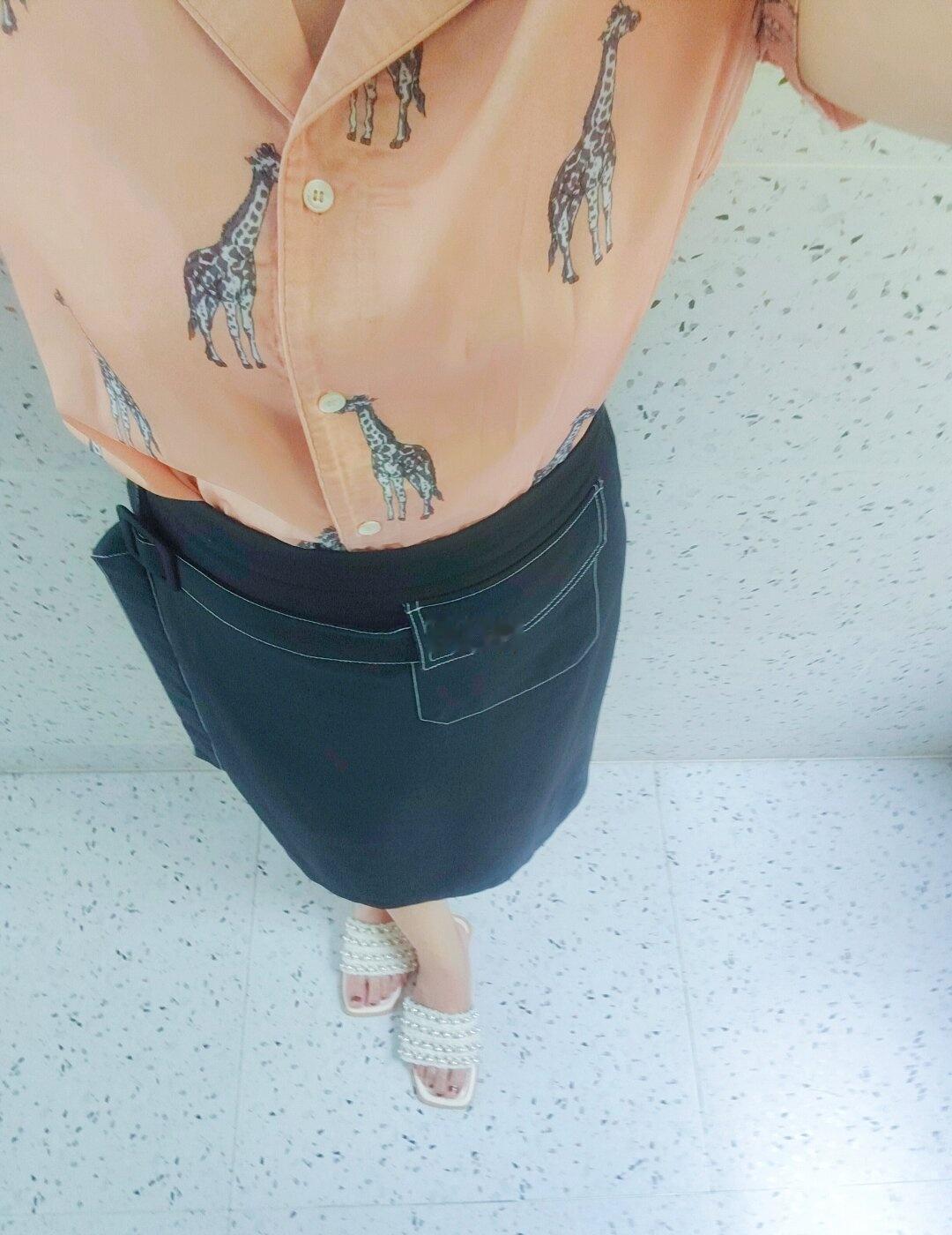 ootd
微胖穿搭
日常穿搭
优雅穿搭
小众穿搭
珍珠凉拖
姐姐日常