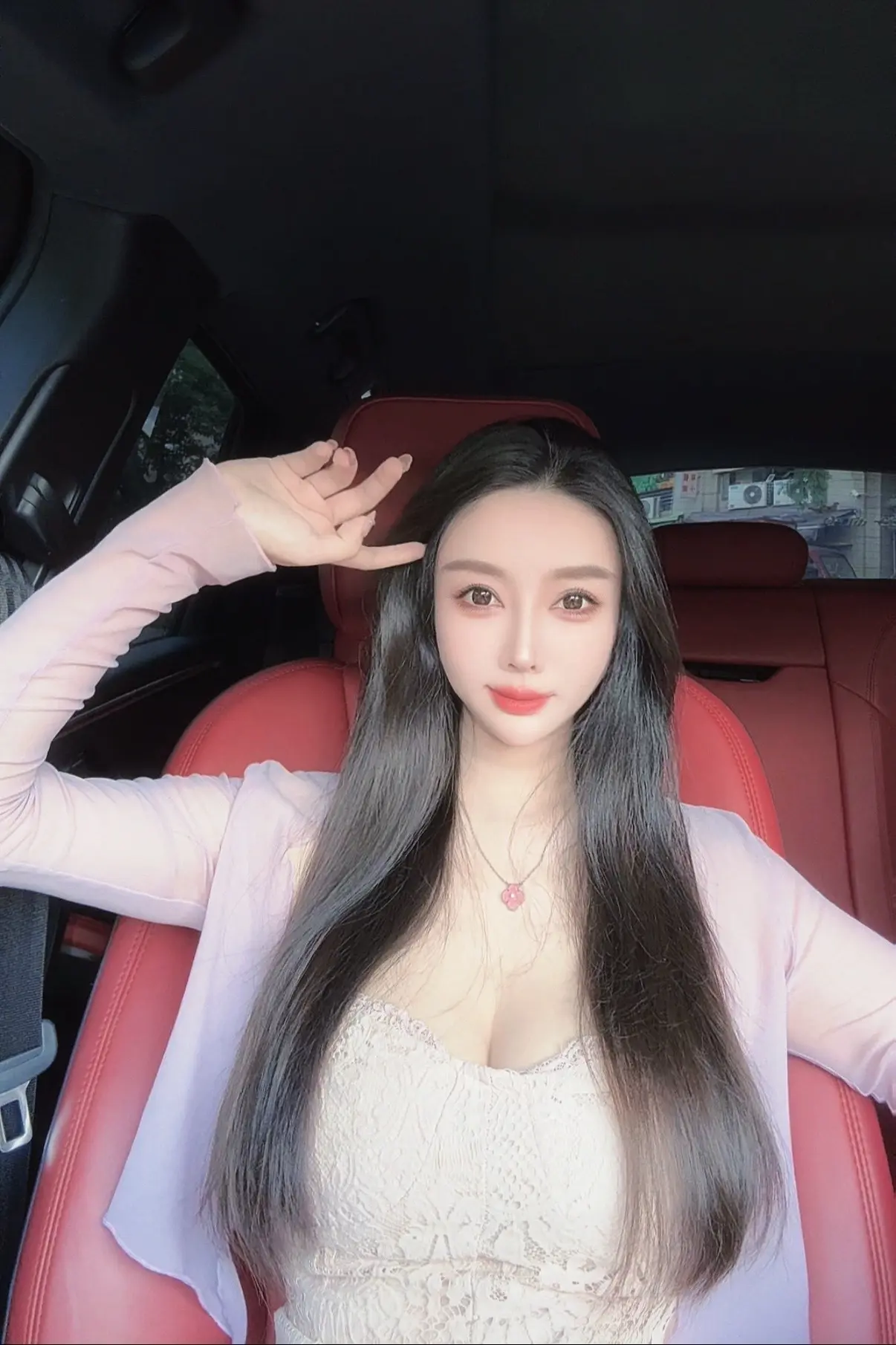 出售个二手恋爱脑（我自己的）以前用过三四次，现在基本没啥机会用，闲置九成新…..