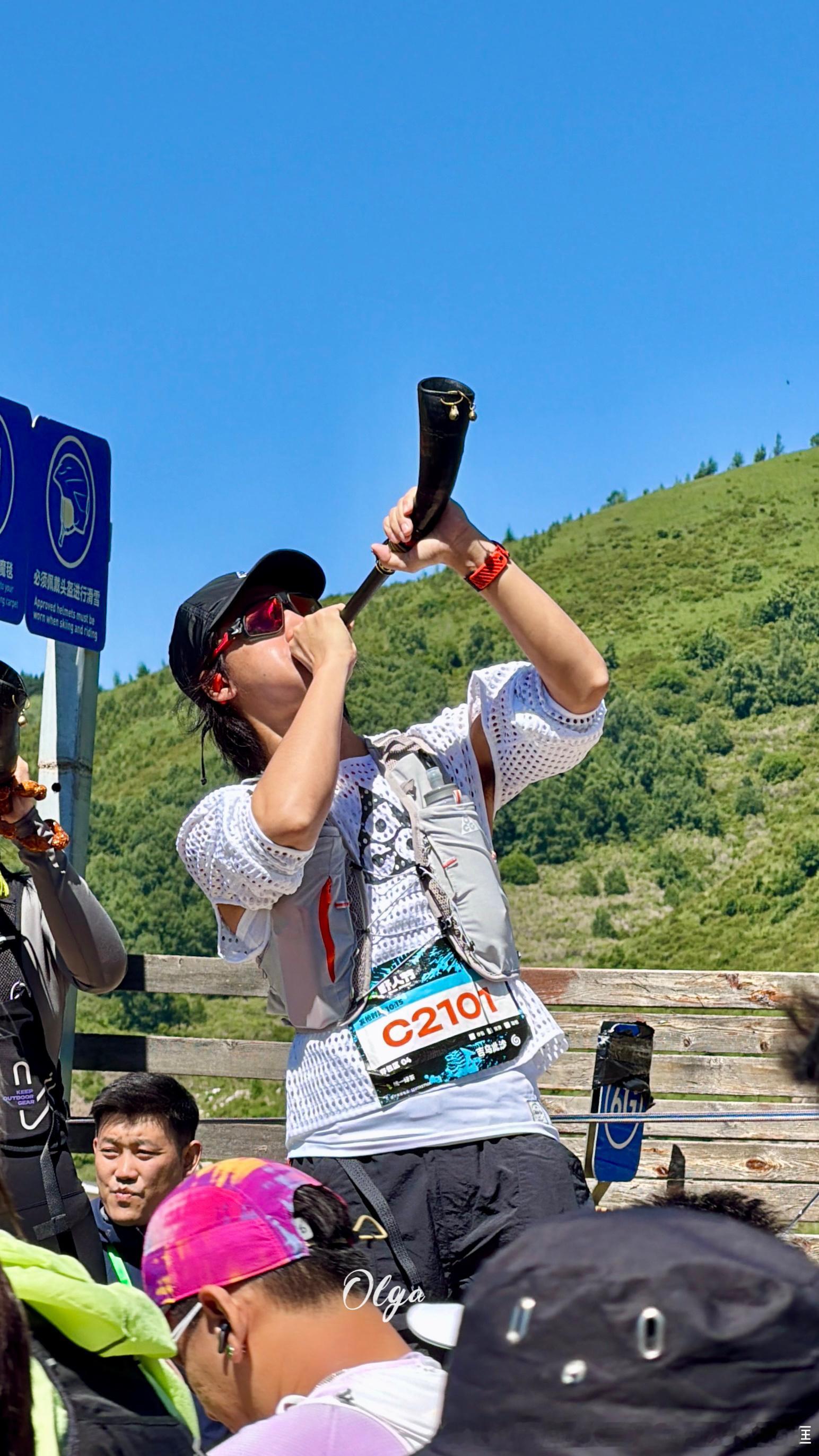 很苦闷发小地瓜说想找到下次一起去野人节的同担一个小姑娘加我自我介绍说是02年的额