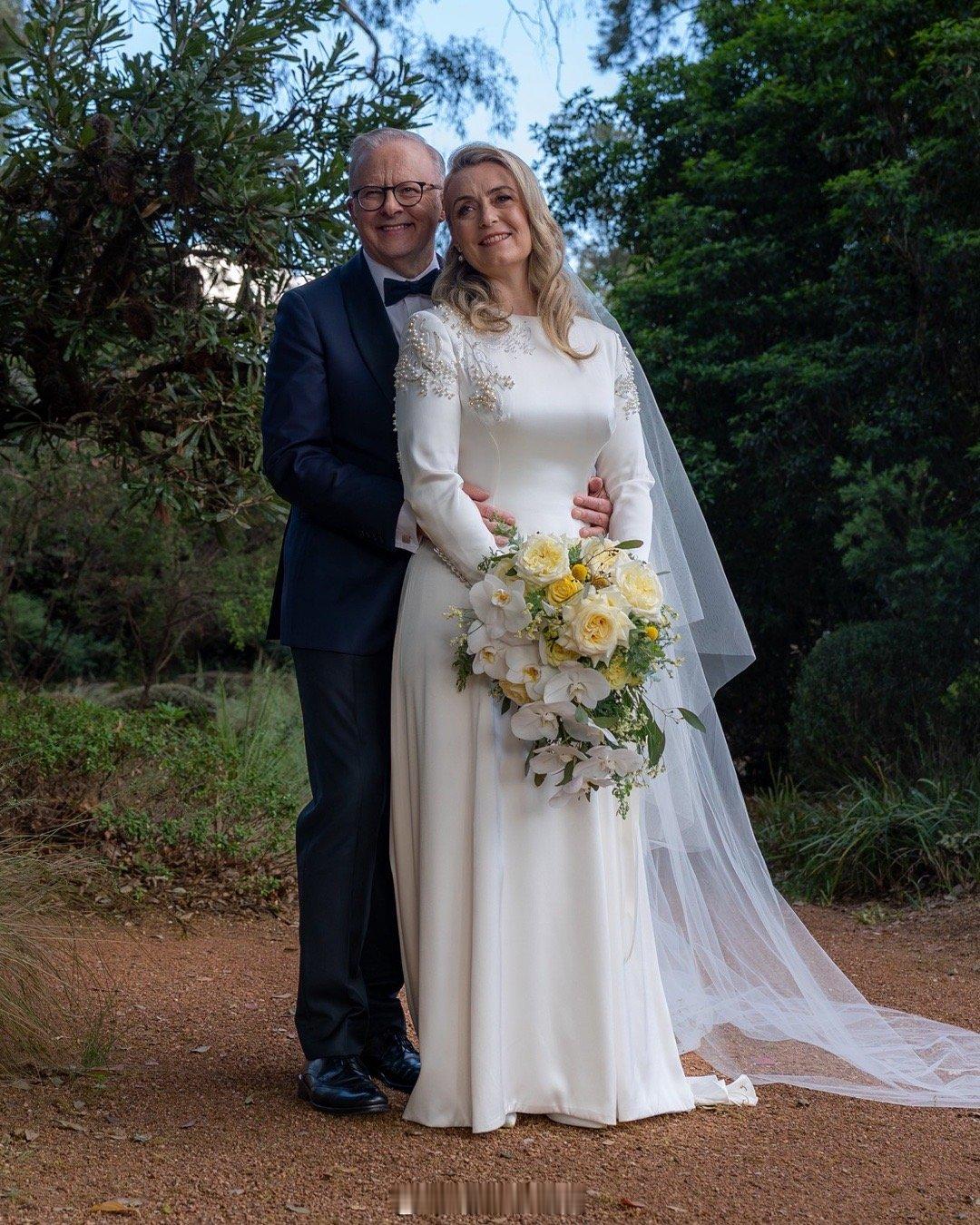 澳大利亚现任总理安东尼·阿尔巴尼斯在社交媒体上宣布他与女友朱迪·海顿完婚，成为澳