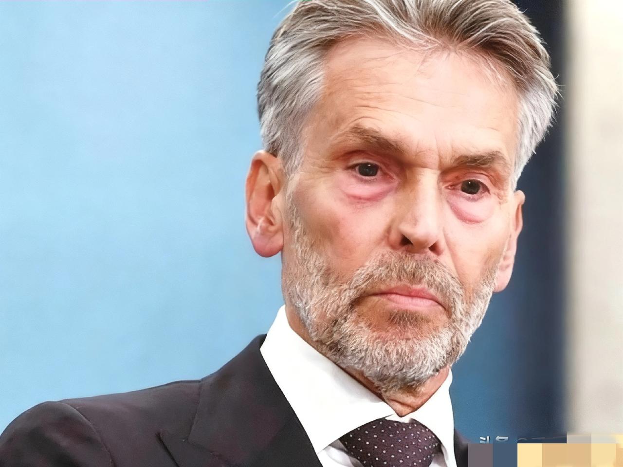 荷兰安世宣布！
中国子公司正式换国内供应商，不再合作安世中国致信分销商，宣布与三