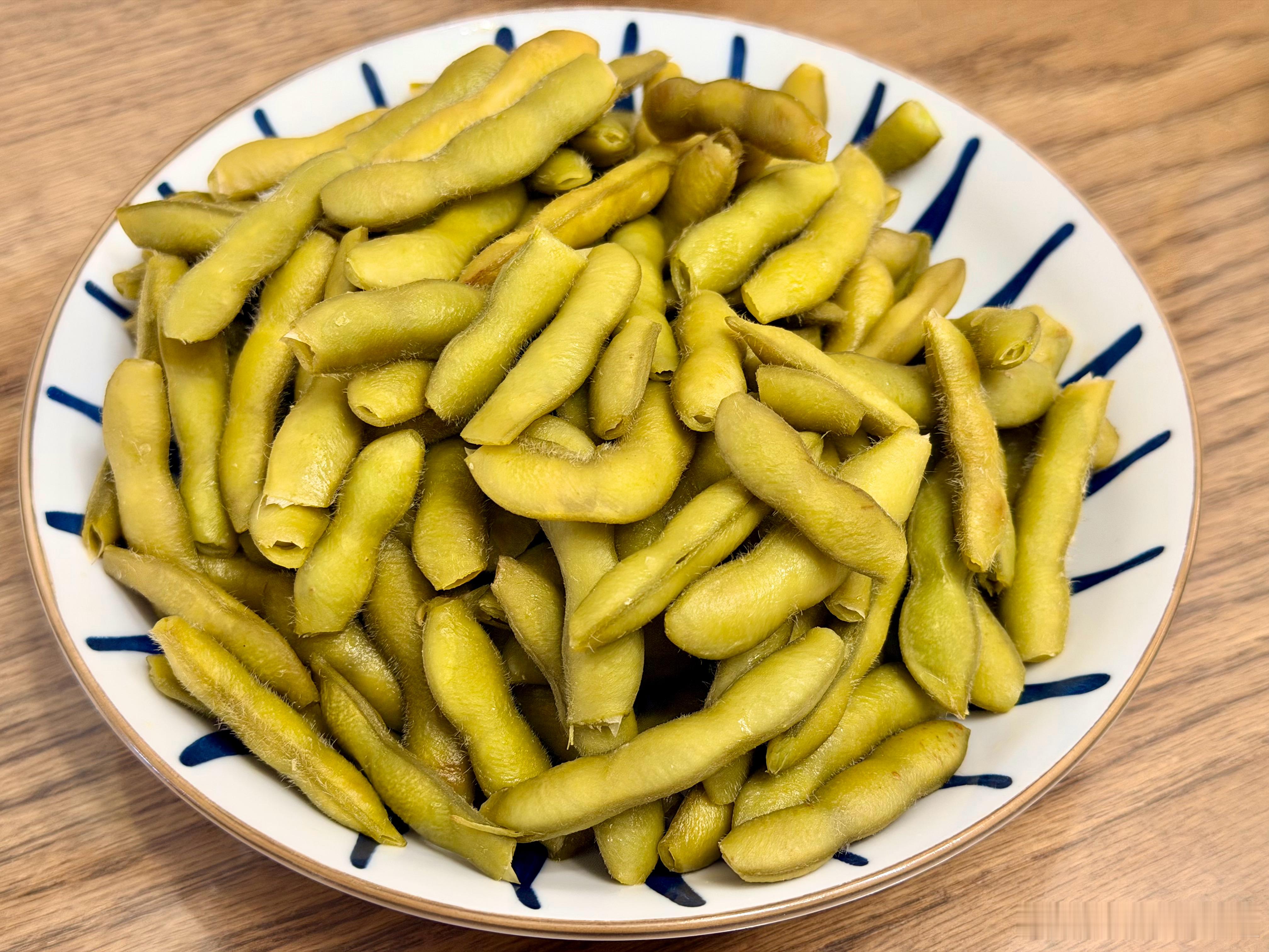 8件藏在烟火里的家庭小事藏在每一餐里国际家庭日这天，最打动人心的往往不是隆重的仪