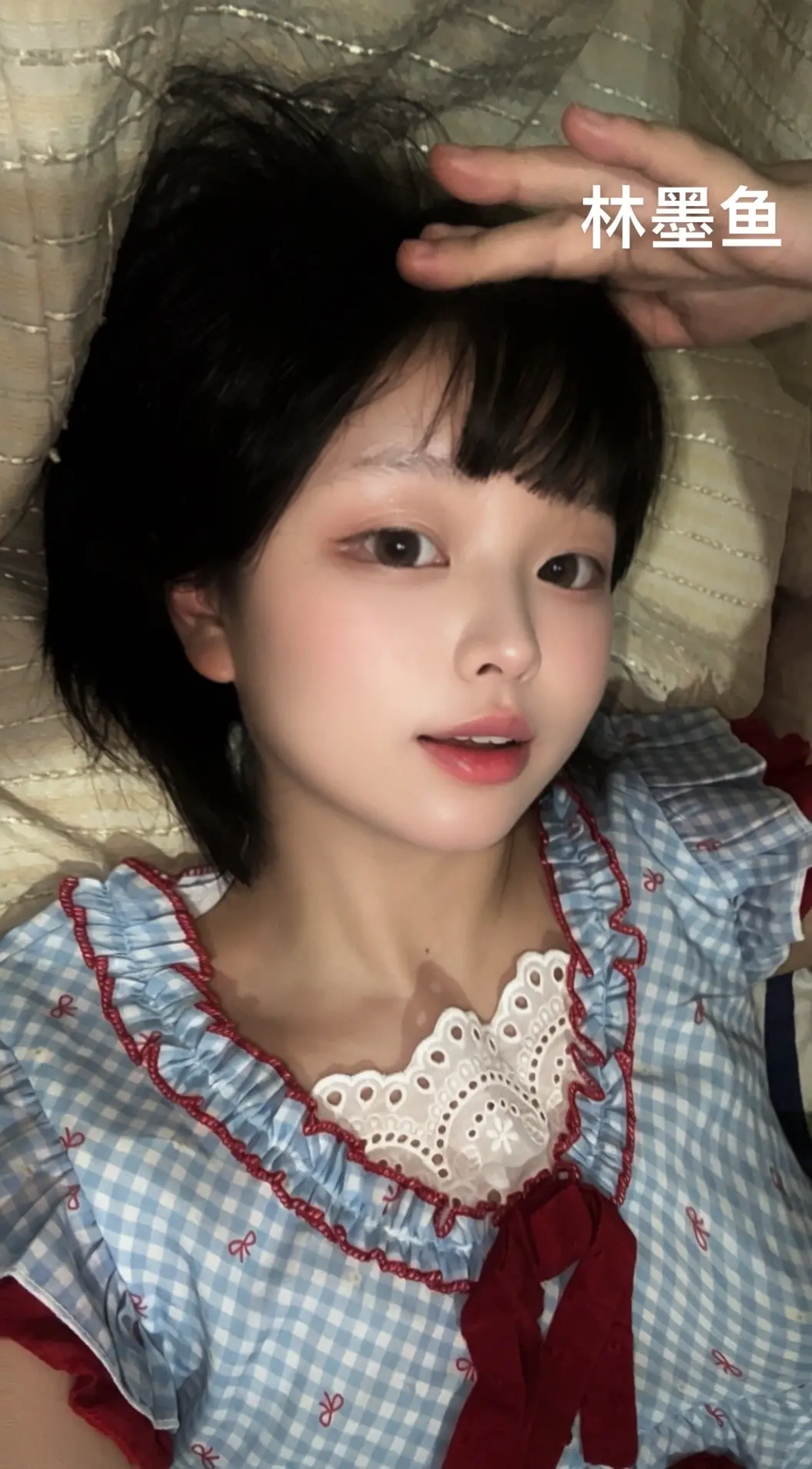 最近热爱拍三次元的 我。
