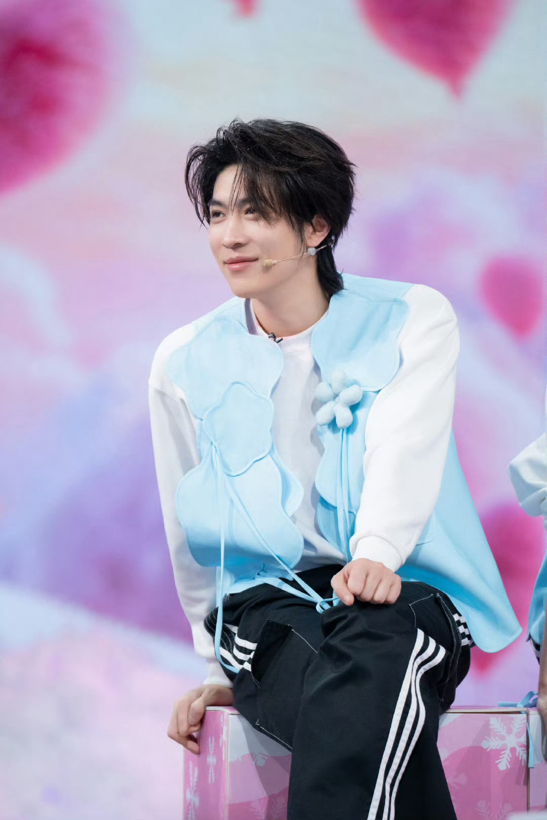 陈都灵、陈靖可、马伯骞 《今天也没变成玩偶呢》暂定2.4开机 