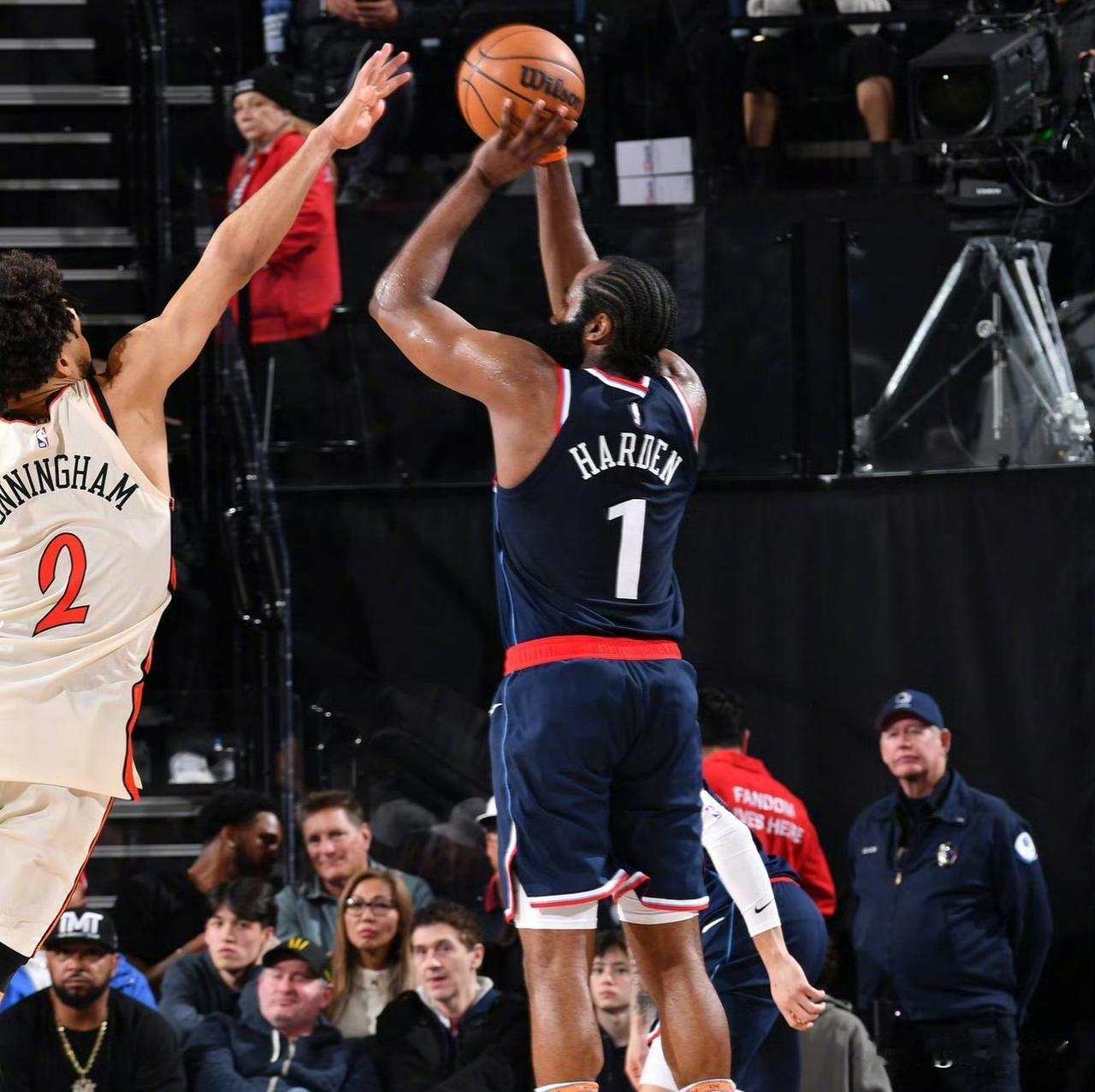 仔细看数据，坎宁安跟哈登太接近了！

1、坎宁安——活塞大当家，24岁的持球大核