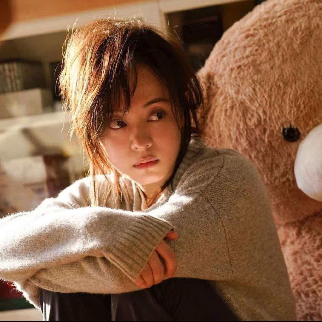 孙俪回应观众不看危险关系孙俪发文回应观众的牵挂，大家的心疼让她倍感温暖，剧中演绎