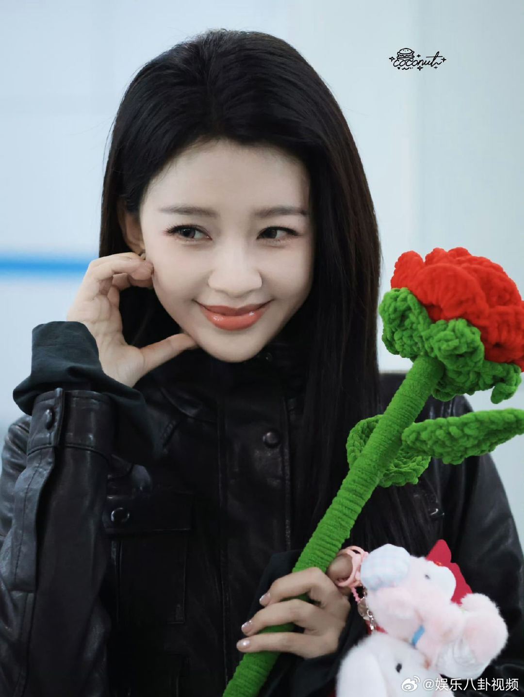 孙怡女团风穿搭也是有了新的退展豆包到底给孙怡搭了个啥乘风2026孙怡也太听话了吧