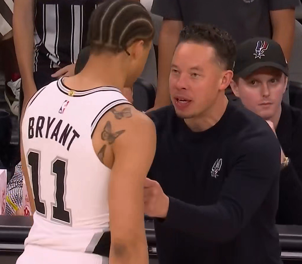 米奇想吃了卡布。雷霆vs马刺NBA