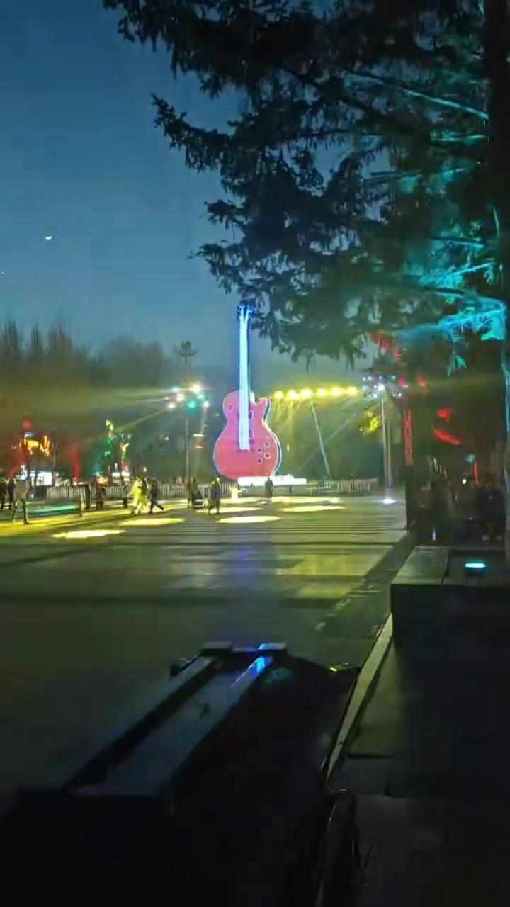 云南广场比南广场好。