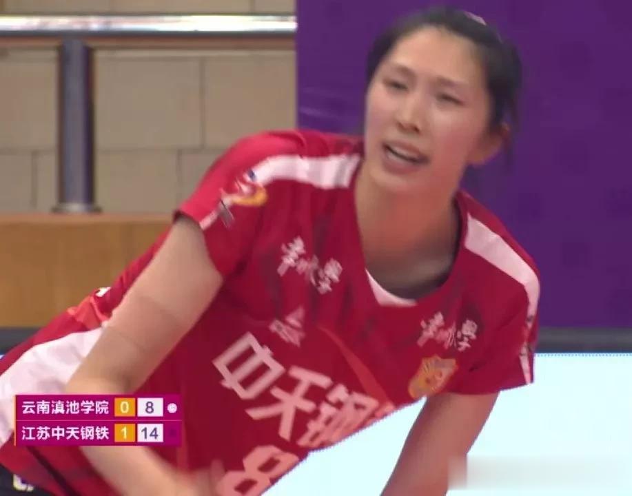 排超联赛第三轮
江苏客场挑战云南。由于双方实力相差悬殊，吴梦洁、唐欣组成的攻击线