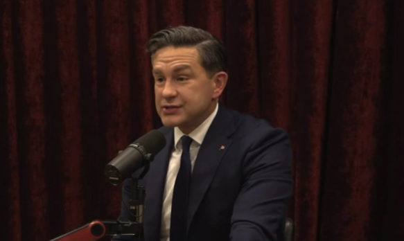 加拿大保守党党首访问美国接受流行播客采访，反对美国吞并加拿大，但尽量避免谈到特朗