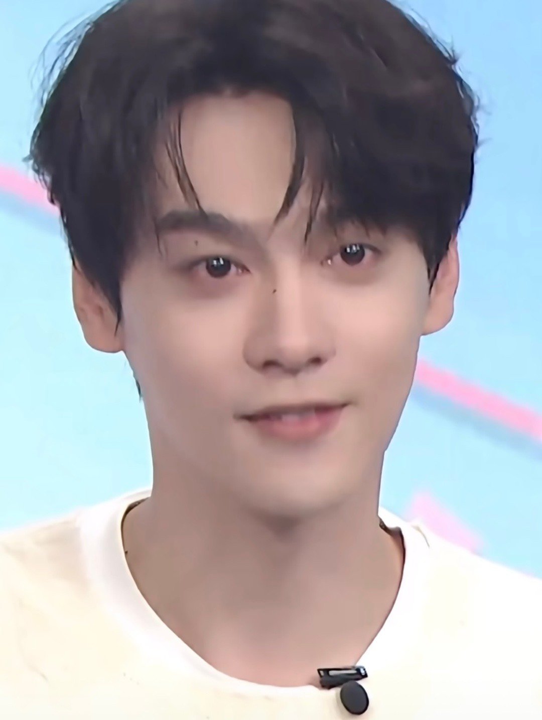 田栩宁分享和狗狗的故事是一说到流浪小狗就忍不住红了眼眶的田栩宁💧善良是底色。田