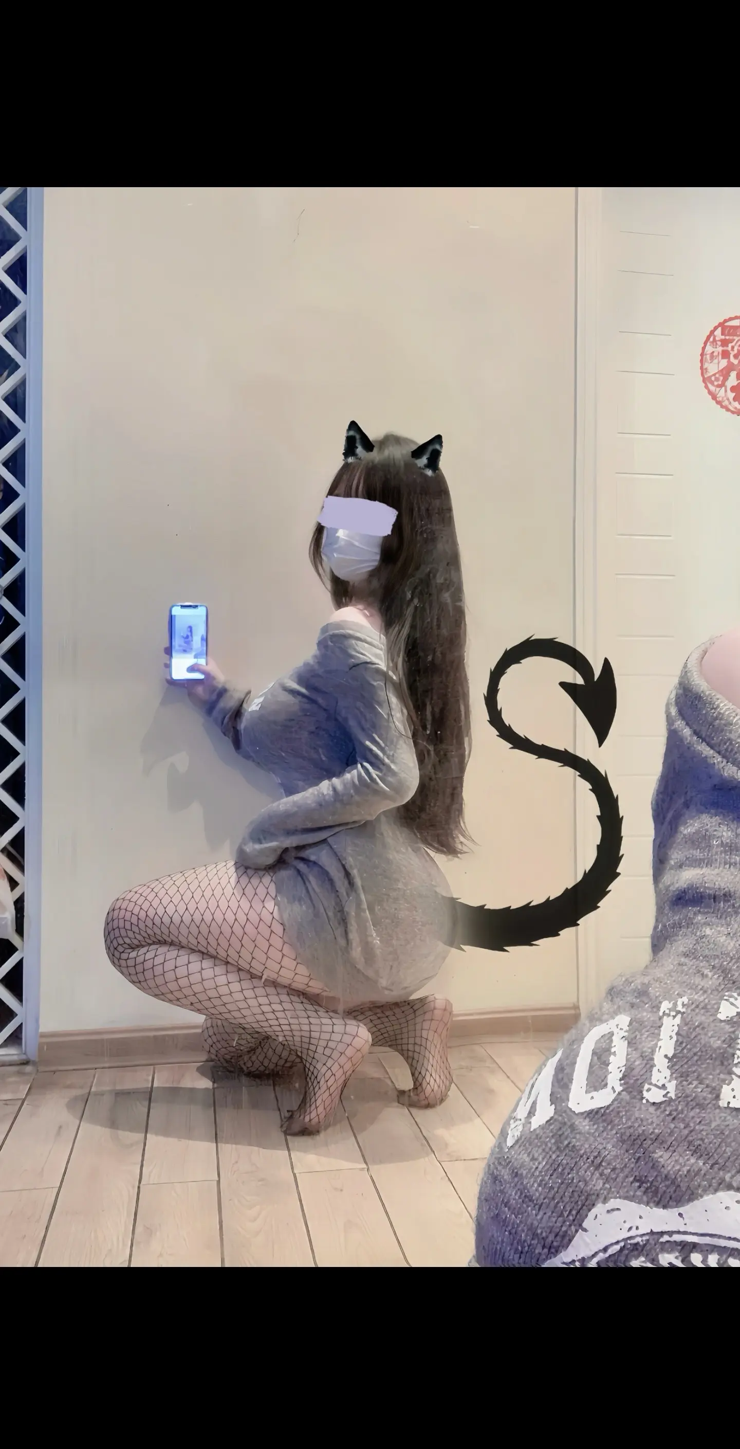 这谁家猫啊 赶紧领走