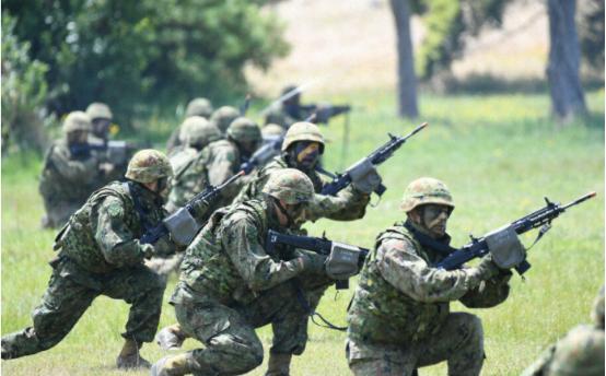 撕破最后一层脸，日本嘴上喊着防卫自保，背地里却想光明正大卖杀人武器，听到这实在让