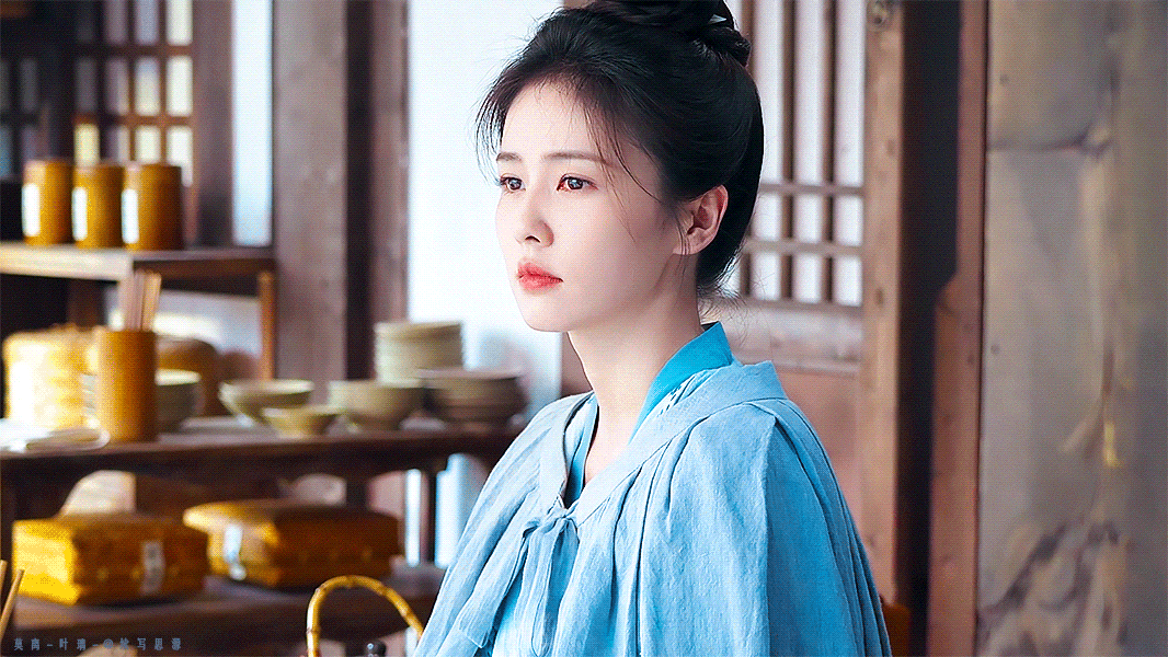鹿子之前剧里是不是有类似造型🤔🤔🤔白鹿 《莫离》叶璃▷EP02-02 蓝衣