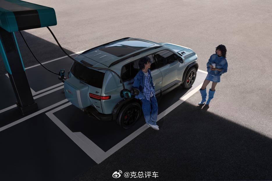 克总评车｜15万级闪充杀器！方程豹钛3闪充版上市，直接把纯电SUV卷到终点FRE