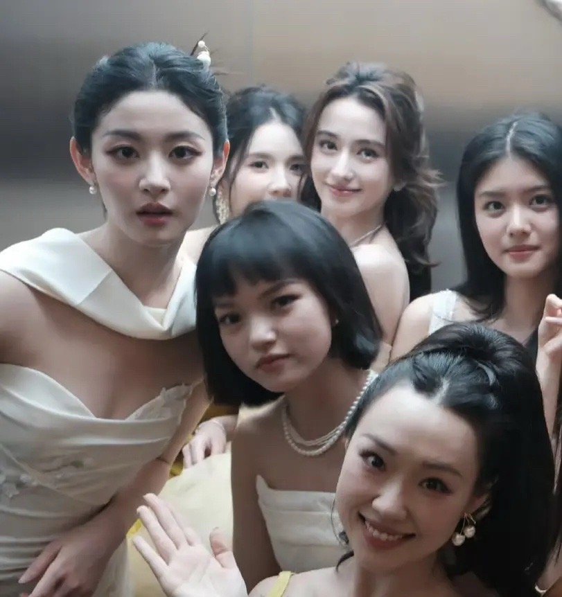 疑似许凯赵晴悄悄同居赵晴比李宛妲还好看 ​​​