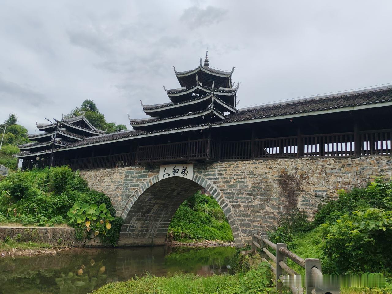 打卡三江三王宫
   开着房车漫游贵州和桂北，来到三江侗族自治县良口乡，探访全国