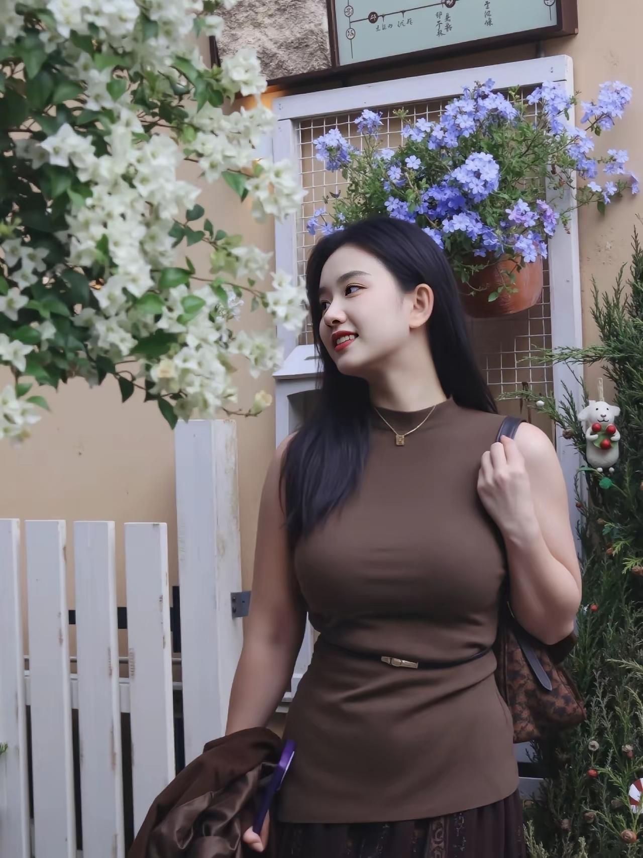 年关将至，朋友们有什么收获呢？年终奖准备发了吗？
每年到年底，我们公司都是冷冷清