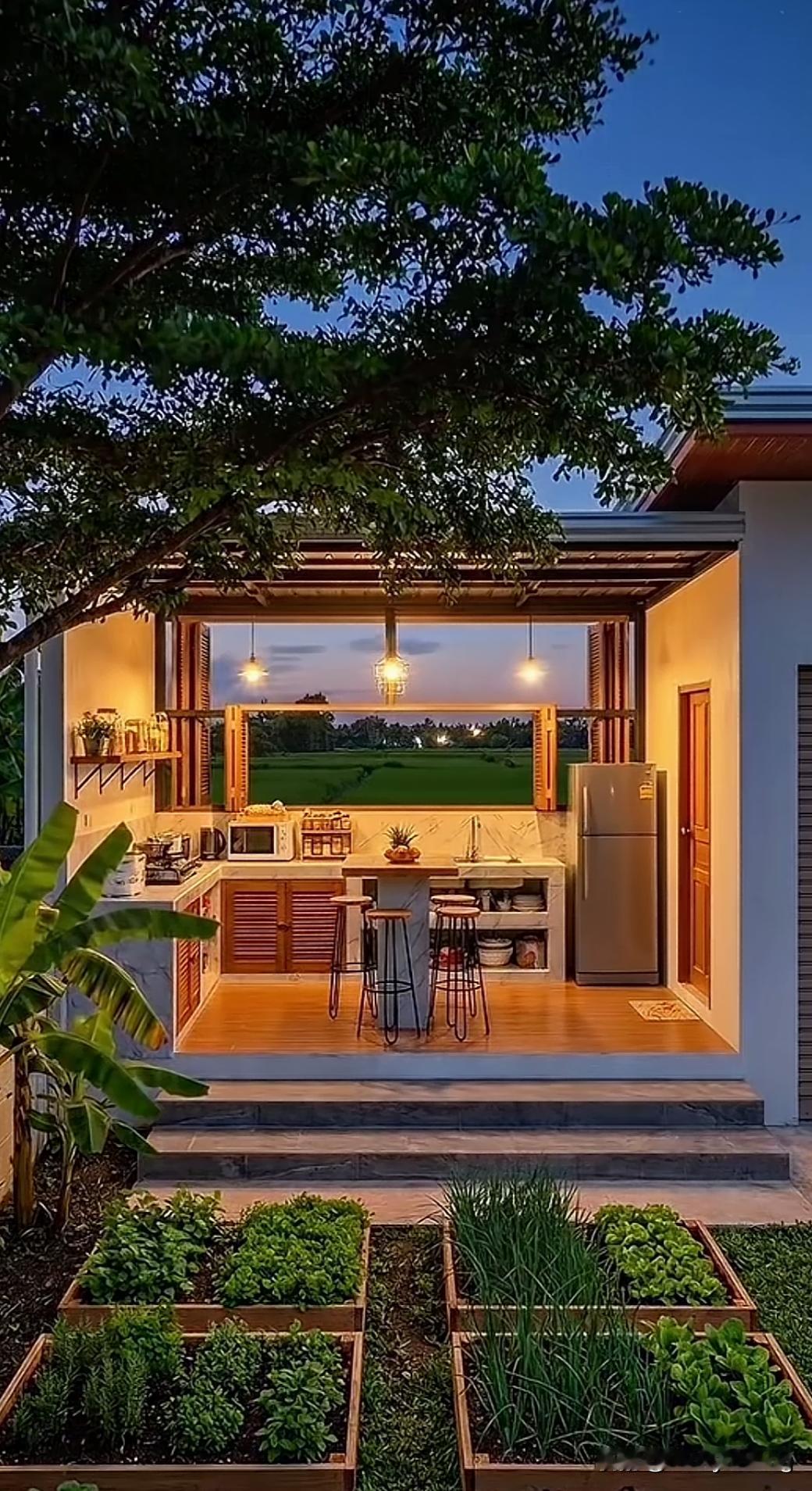 欲望、困境、智慧、自在

人生旅途就如在欲海中航行
所谓的喜欢真如瞬息万变
没有