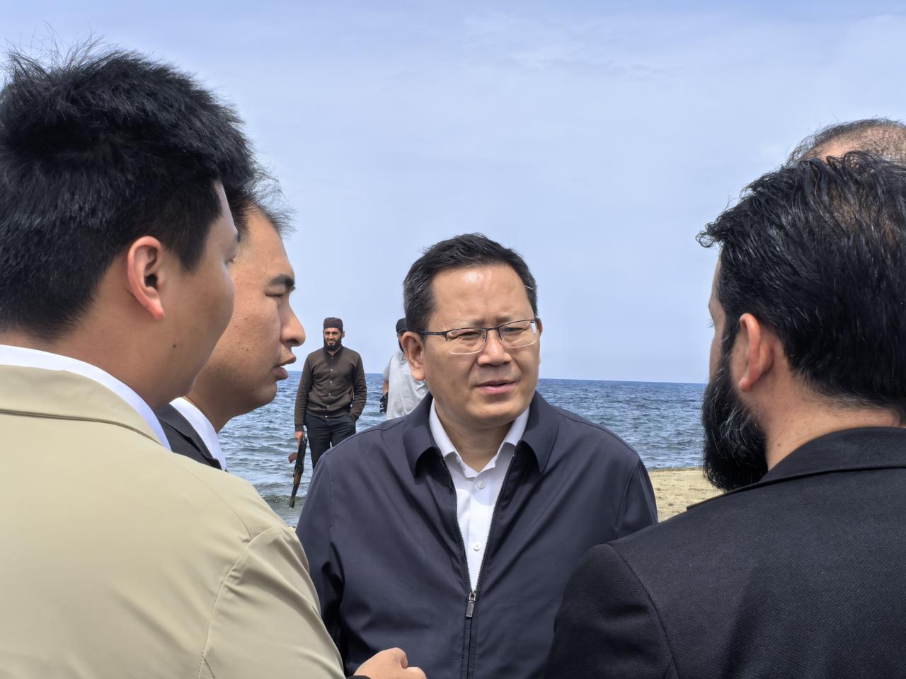 伊朗和美国、以色列的这次战争很快将结束，如我前面研判的20号左右。去年4月30日