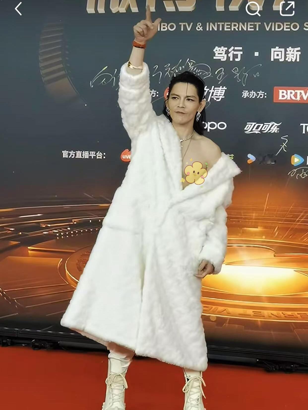 郭碧婷明年给我上《再见爱人》佐啊离了你内🐟谁还能逗我笑呢？婷啊你有这般忍耐力做