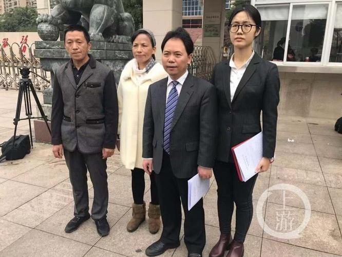 2014年，四川18岁小伙网购24支玩具枪被判无期徒刑，他在法庭上撕心裂肺对法官