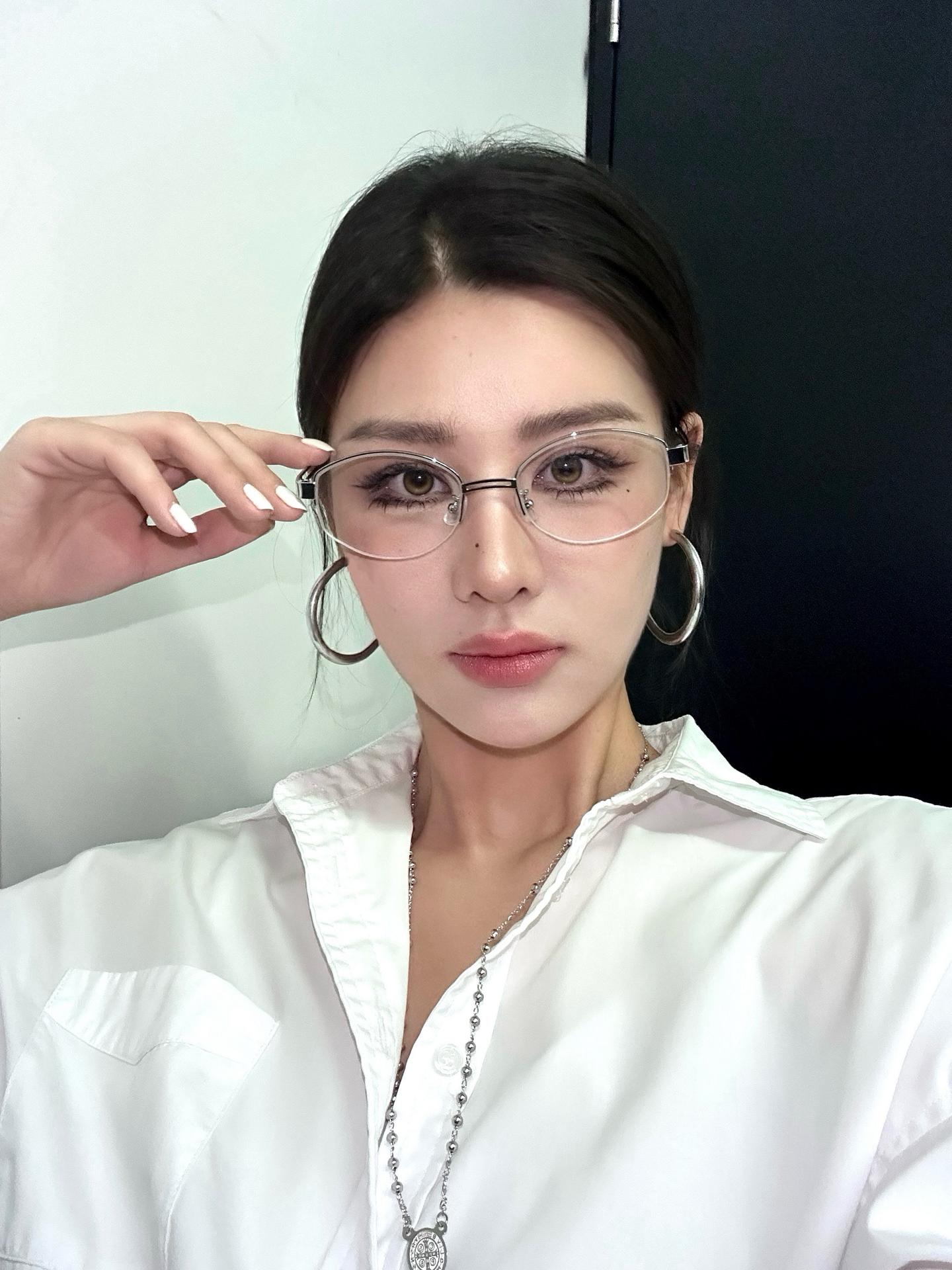 女人得到名声 坏女人得到一切