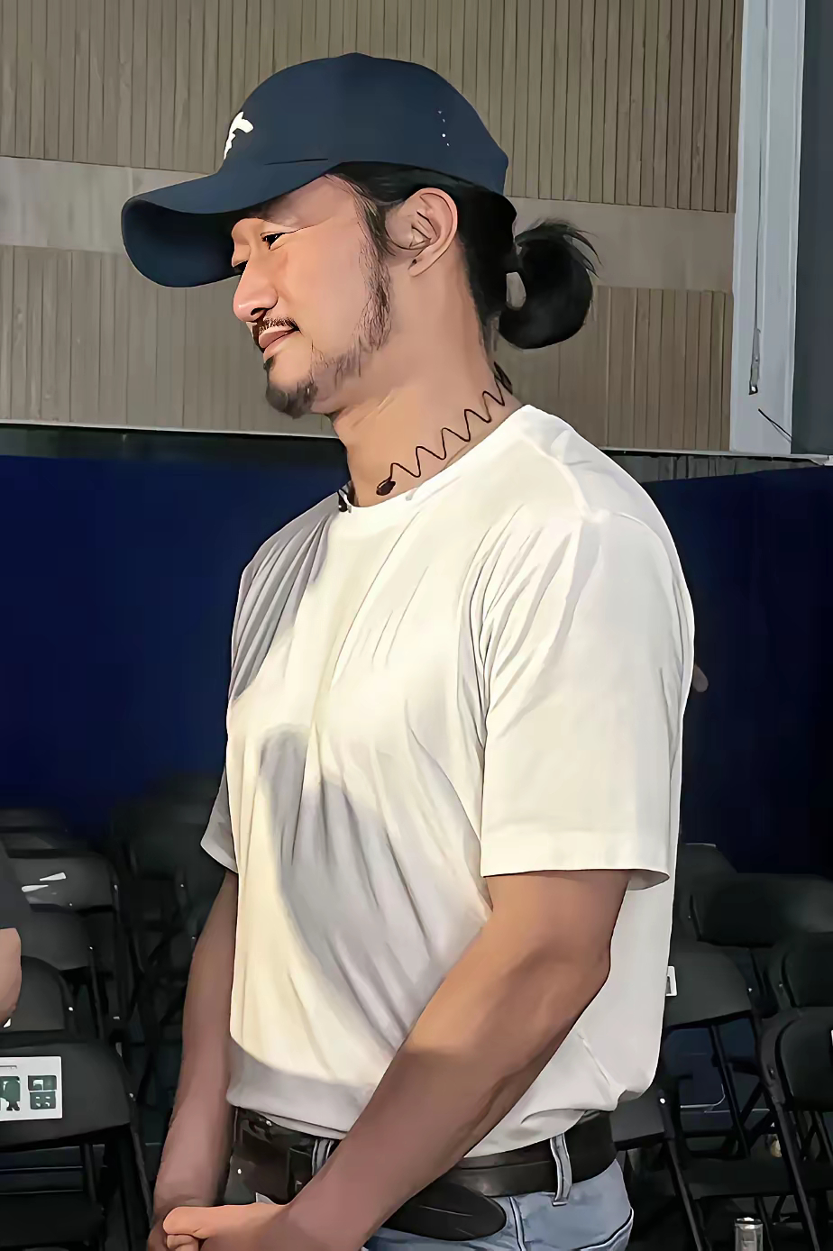 他现在走什么路线啊… ​​​