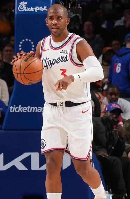 保罗的光速转型，标志着NBA传统控卫时代的彻底大结局！现在这个联盟只认得分手，只