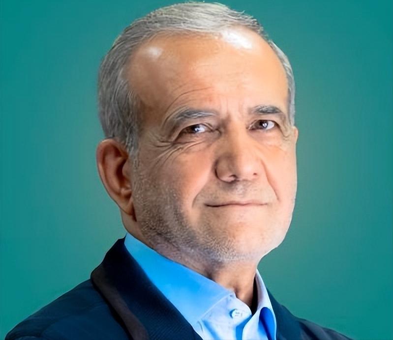 伊朗总统佩泽希齐扬发文说：“今天，我们目睹了世界许多国家人民的觉醒。巴基斯坦、土