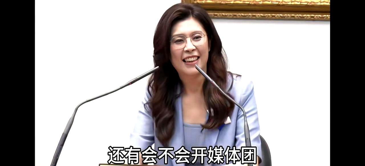 说实话，看到有人说让郑丽文带上黄国昌去大陆，我真是愣了一下。
这想法好比让一个刚