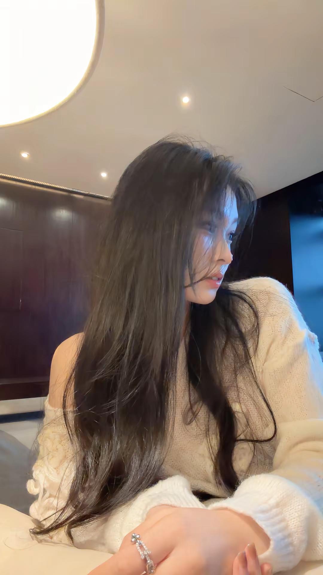 这条粉色半裙真的无敌爱