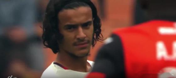 布阿迪：17岁生日夜击败偶像魔笛永生难忘；里尔天才布阿迪接受了专访，在这一期节目