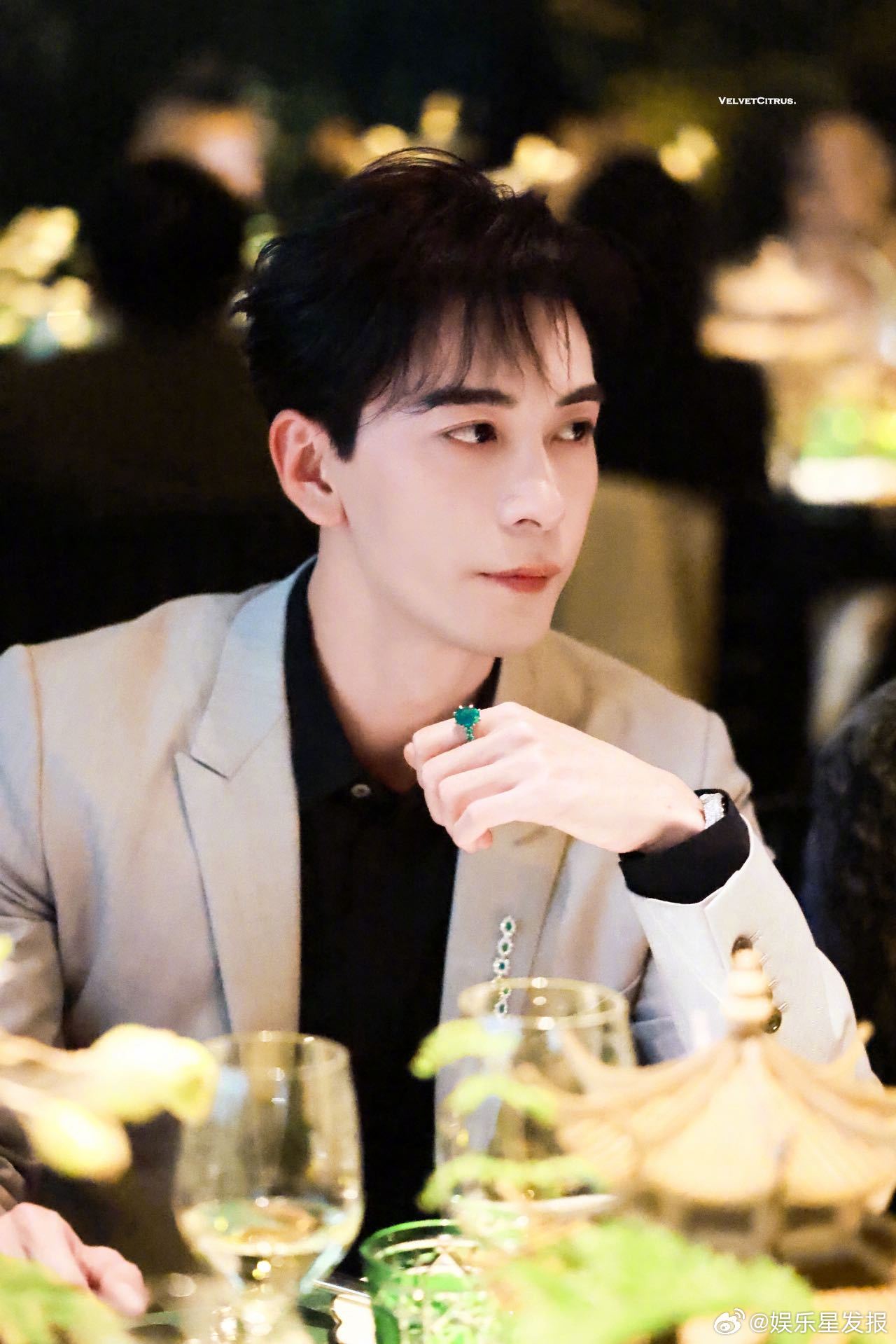 陈星旭回应好久没吃碳水陈星旭 这碳水可太好了 这最新发博这不就是我们减肥人的嘴替