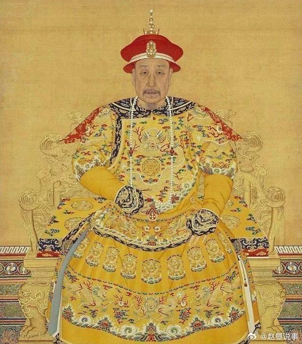 紫禁城里的八卦，要是论起精彩程度，能把现在任何一部黄金档的电视剧按在地上摩擦。今