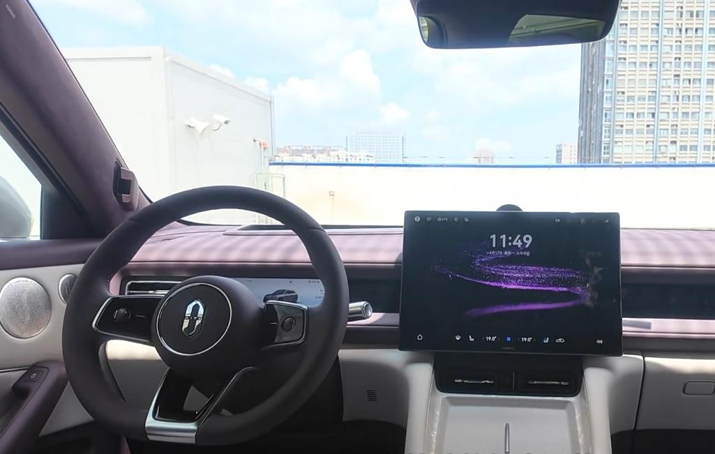 实测问界 M6，家用取向体验
说实在的，这段时间我一直在看家用 SUV ，我自己