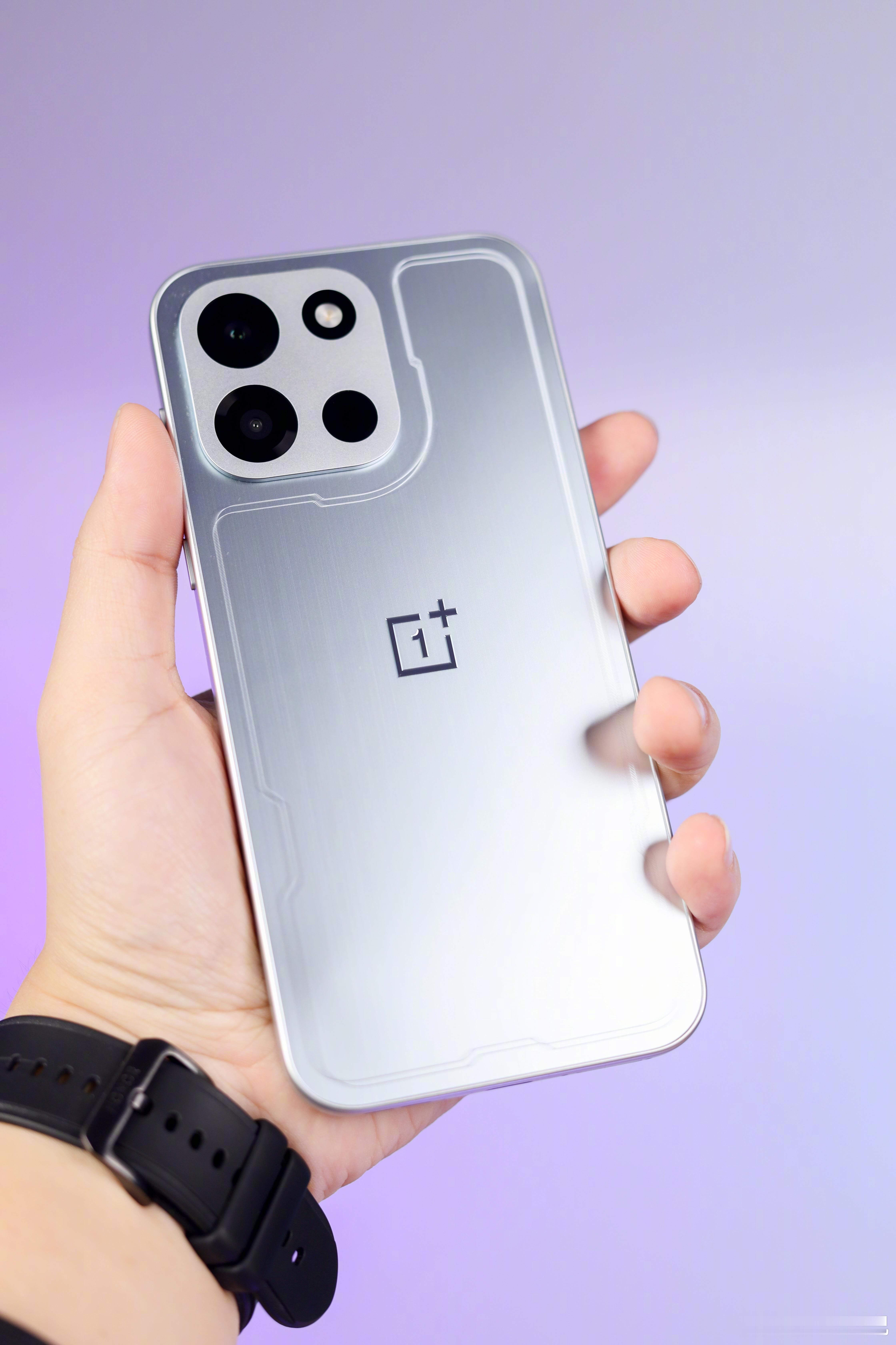 明天就发布了，大家对这台机器有什么想知道的？ 