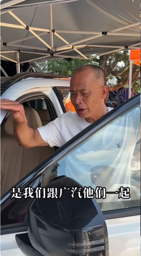 玩脱了！顶流网红莫氏鸡煲跟风抽奖送车，网友根本不买账 