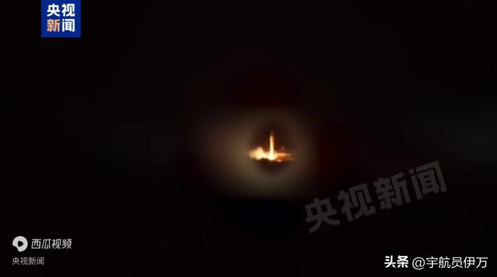 新领袖刚上任，伊朗打出第30轮军事行动！美以多处目标遭伊朗通报打击。

央视新闻