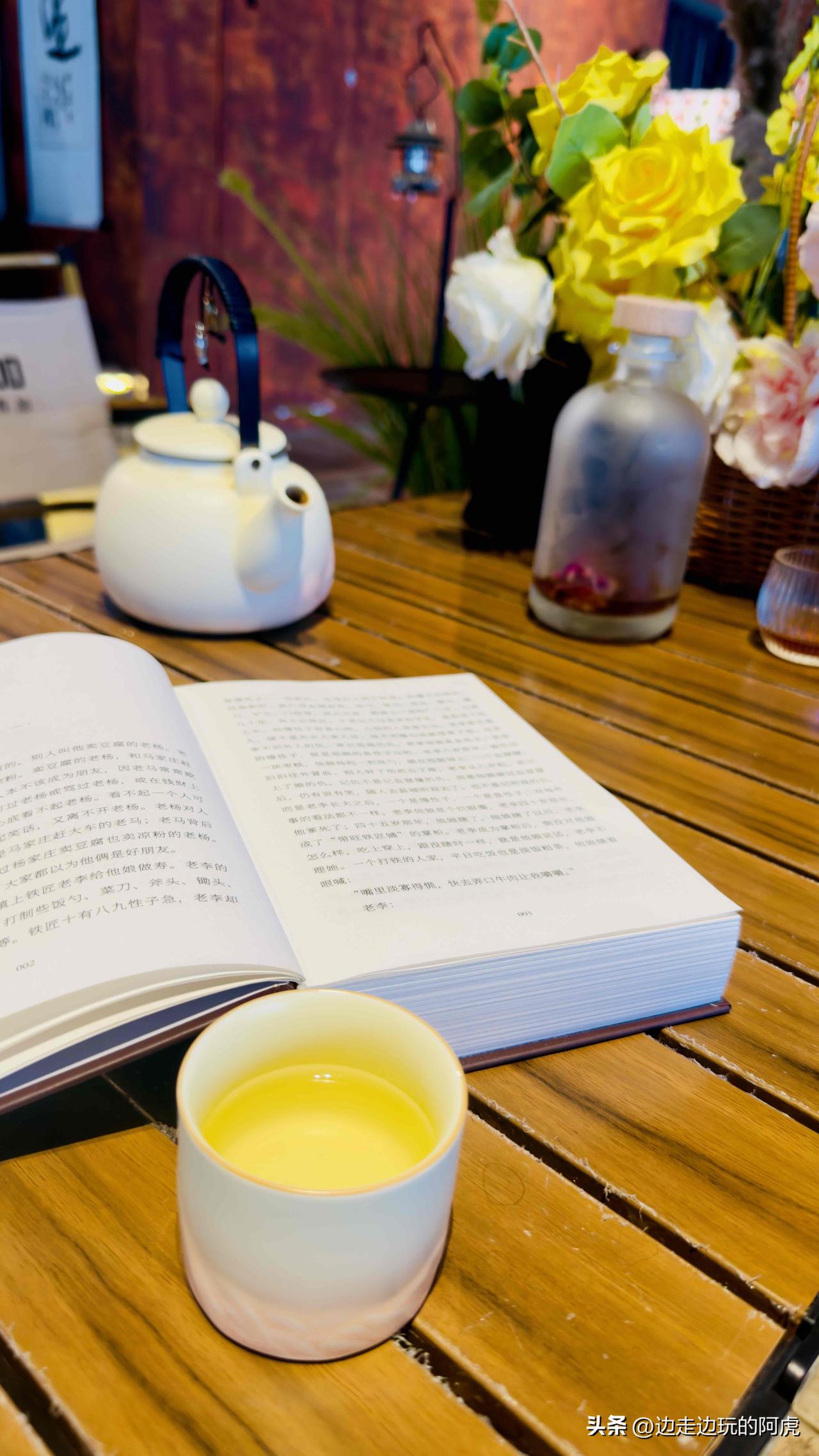 闲逛洛阳城市阳台，意外挖到一家藏在楼下的宝藏小店uija有加咖啡店。店面不算宽敞